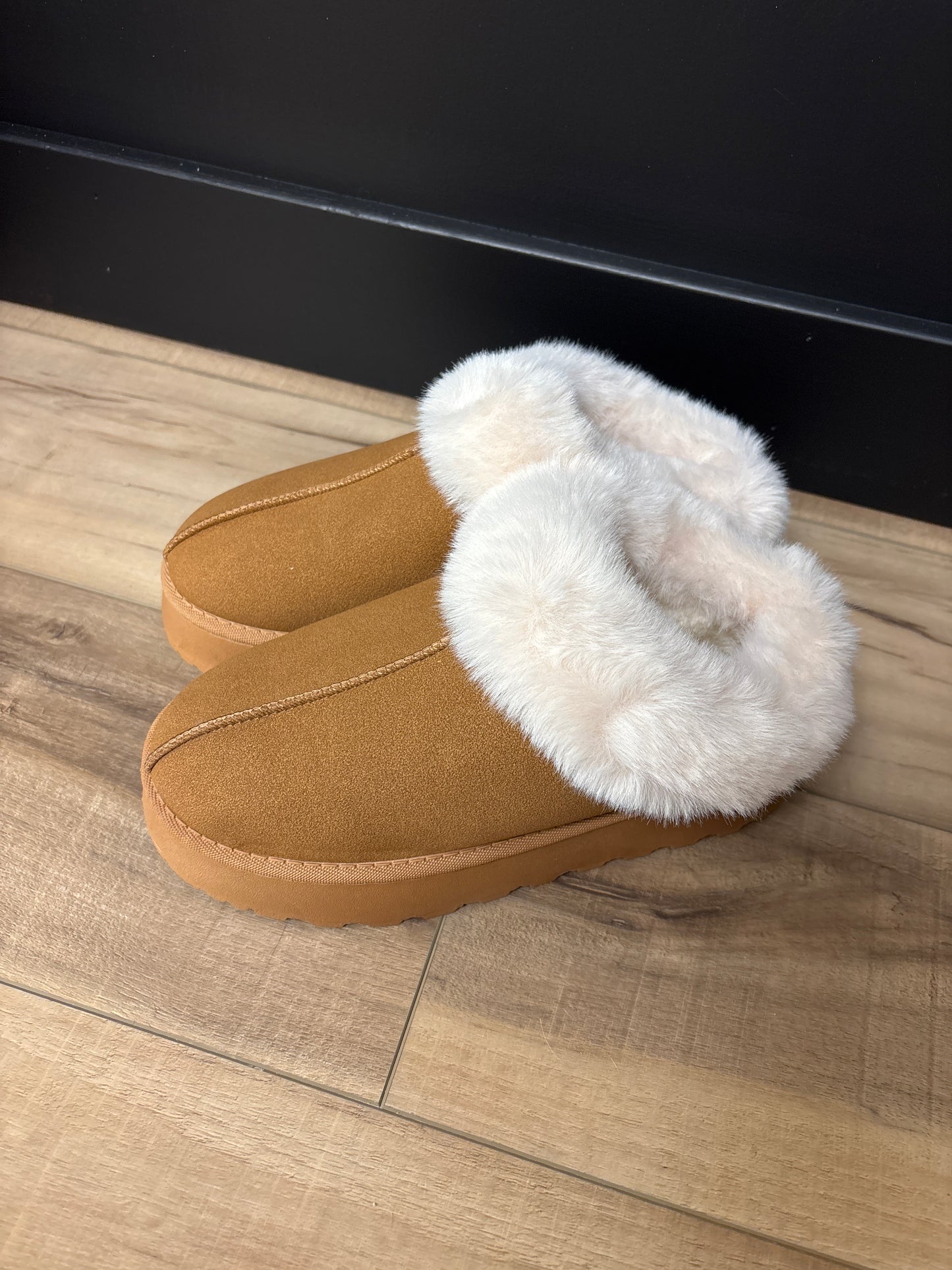 Suede Thick Sole Slipper